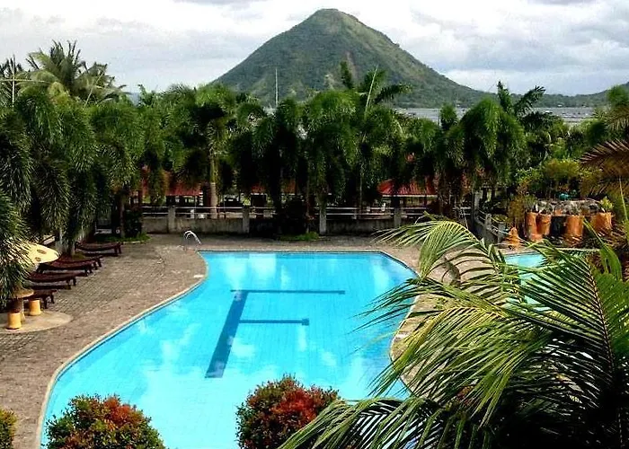 Calinisan Beach Resort Batangas